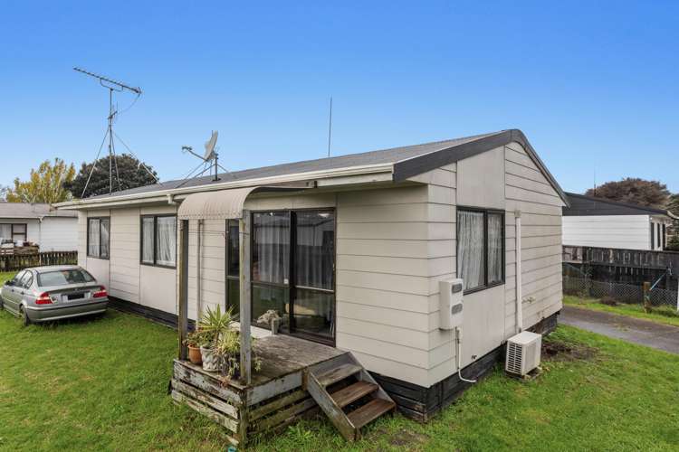 44 Hotene Street_4