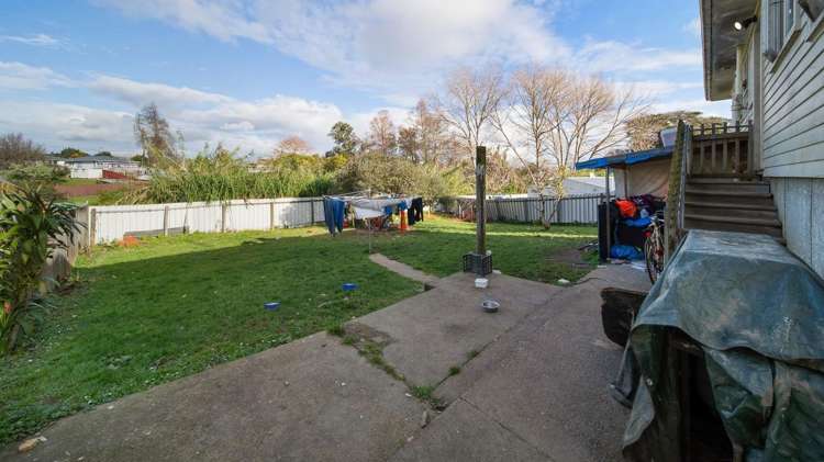 42 Williams Crescent Otara_4