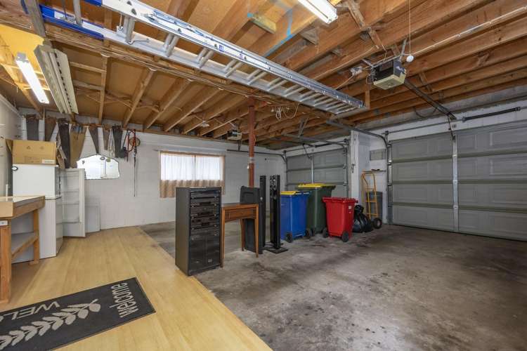 174 Royal Road Massey_14