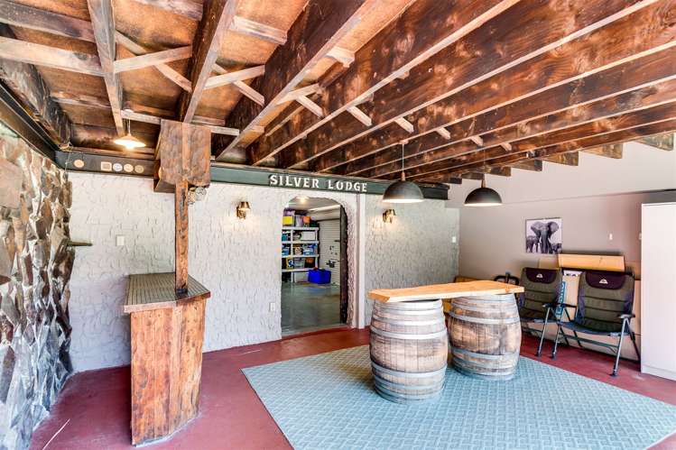 208 Caroline Place Mayfair_7