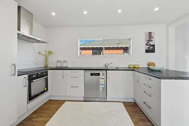3 Churchill Street_1