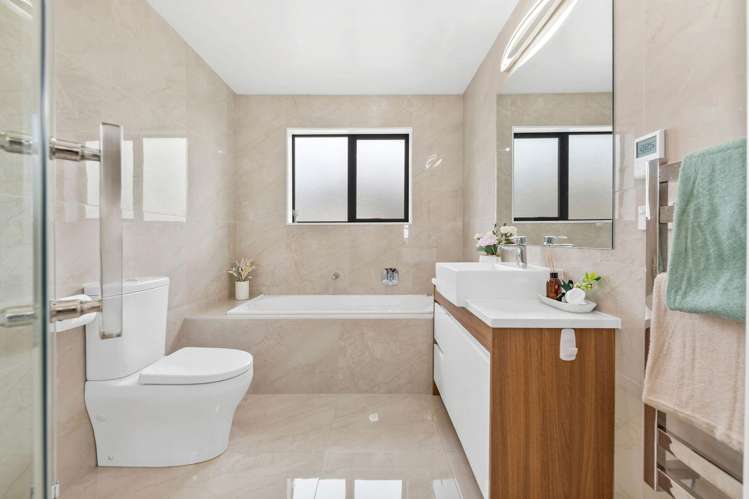 1 Eunans Close Flat Bush_20