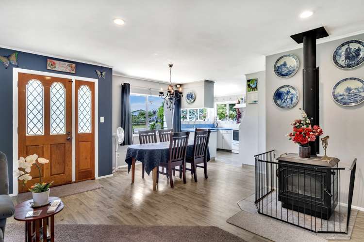 55 Charles Street Carterton_5