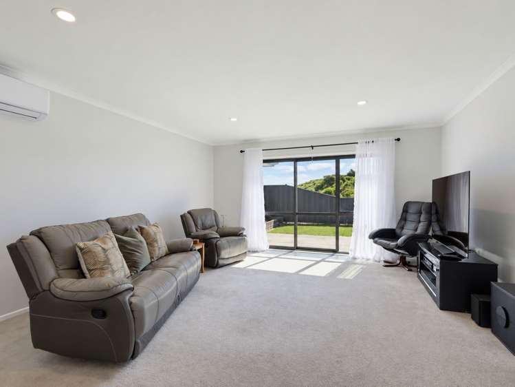 21 Omega Place Coastlands_14