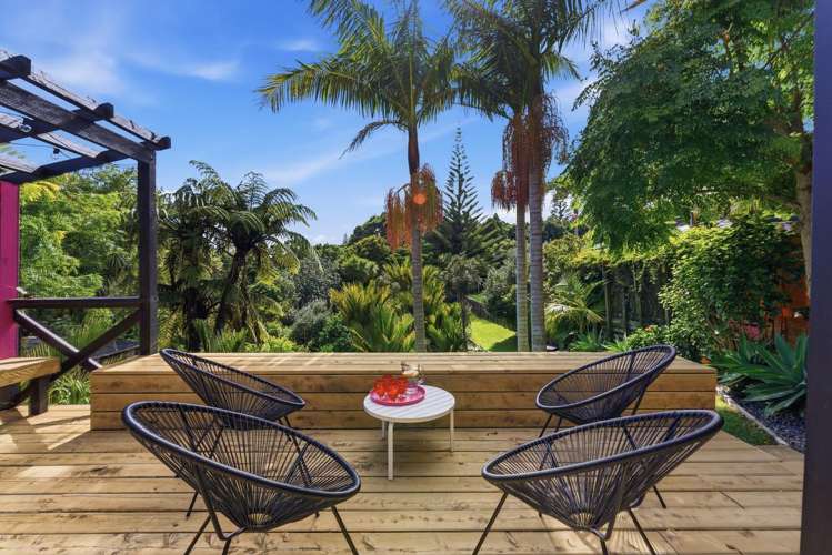 37 Wairau Road Oakura_24