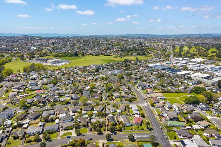 80 Walworth Avenue Pakuranga Heights_31