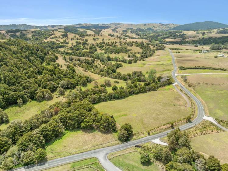 645 West Coast Road Makarau_13