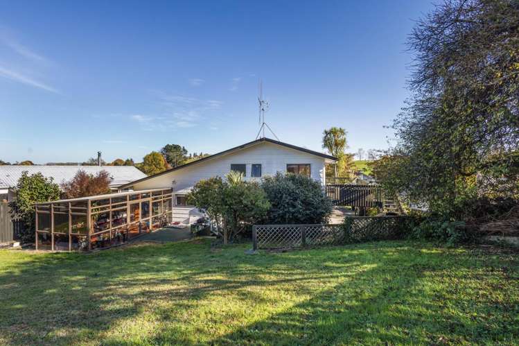 4 Montgomery Crescent_4