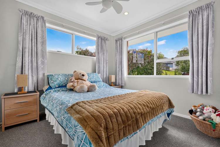92 Rosario Crescent Red Beach_17