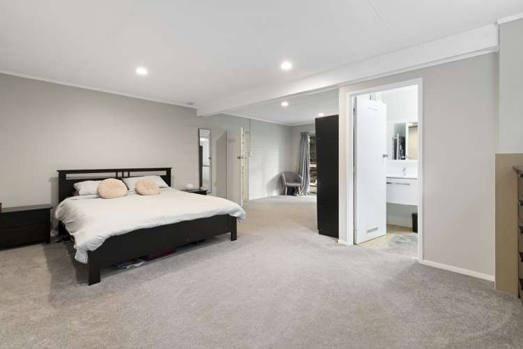 64b Uxbridge Road Mellons Bay_12