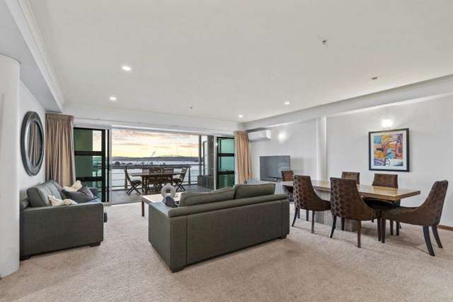 64/145 Quay Street City Centre_4