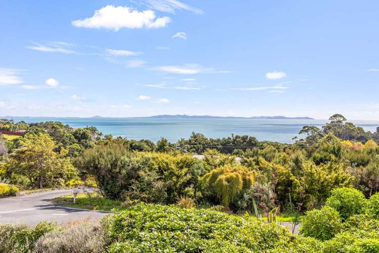 18 Bay View Road Cable Bay_30