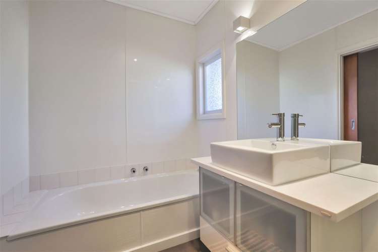 24 Baker Street Allenton_19