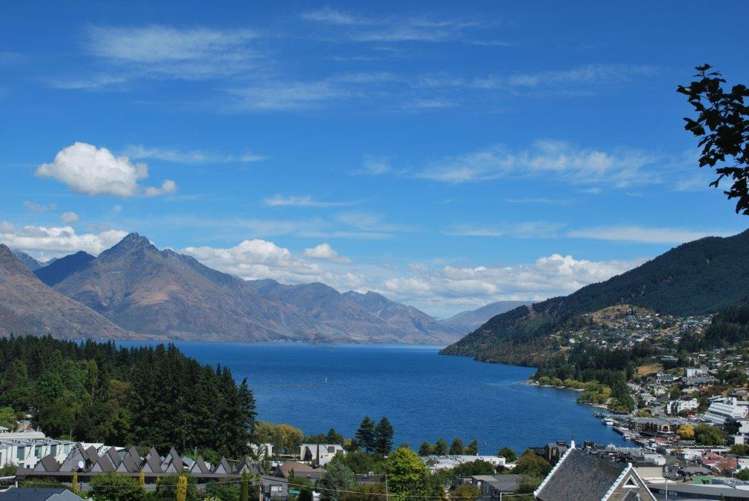 9 Edgar Street Queenstown_2