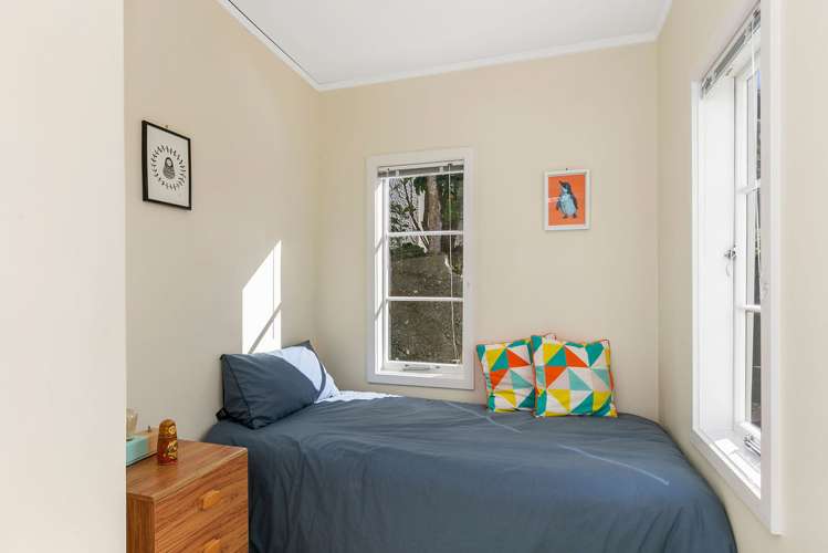 58 Lincoln Avenue Tawa_7