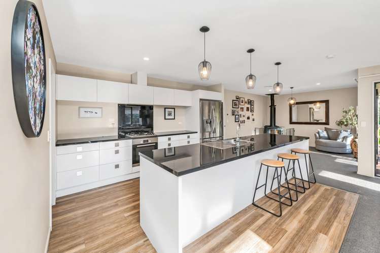 36 Stanford Way_3