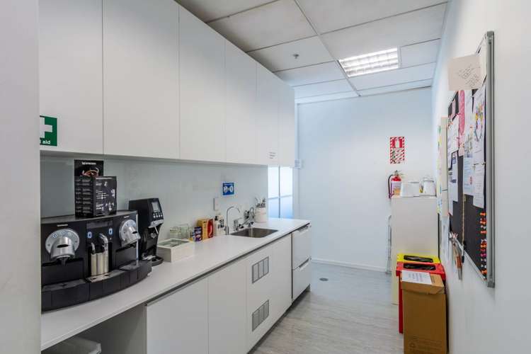 26 Vestey Drive Mt Wellington_17