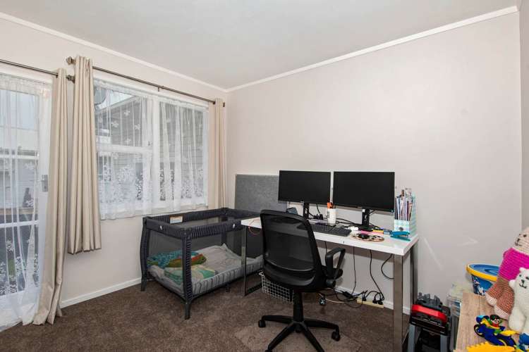 10 Leonard Place Onerahi_12