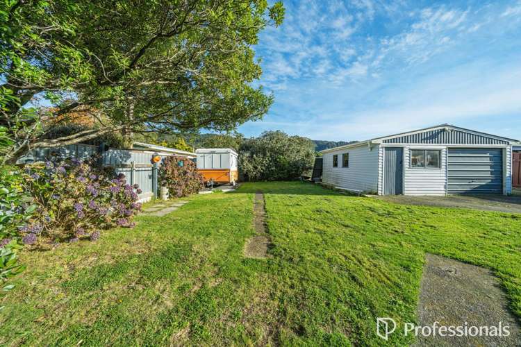 66 Peel Place Wainuiomata_16