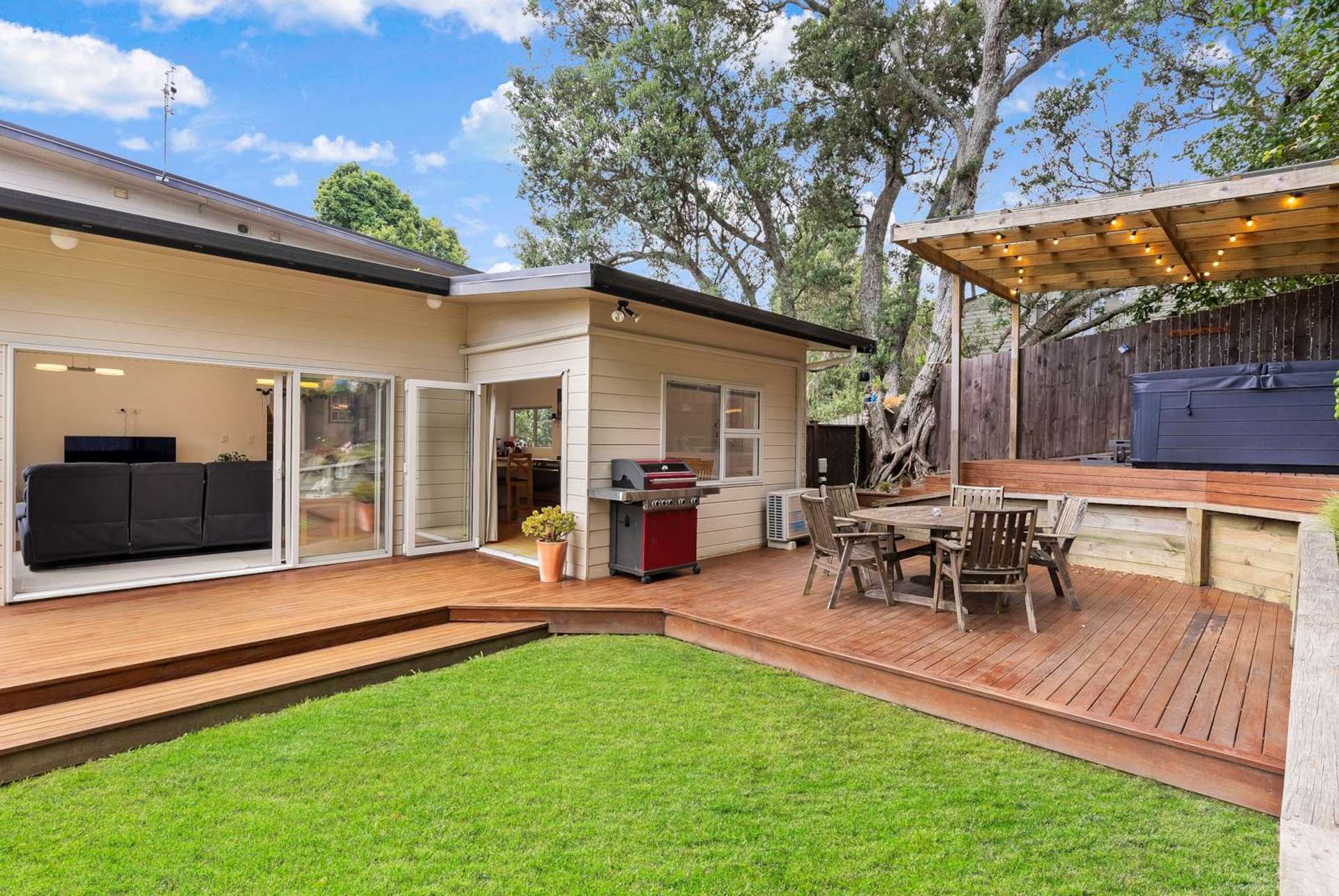 8a Dakota Avenue Beach Haven_0