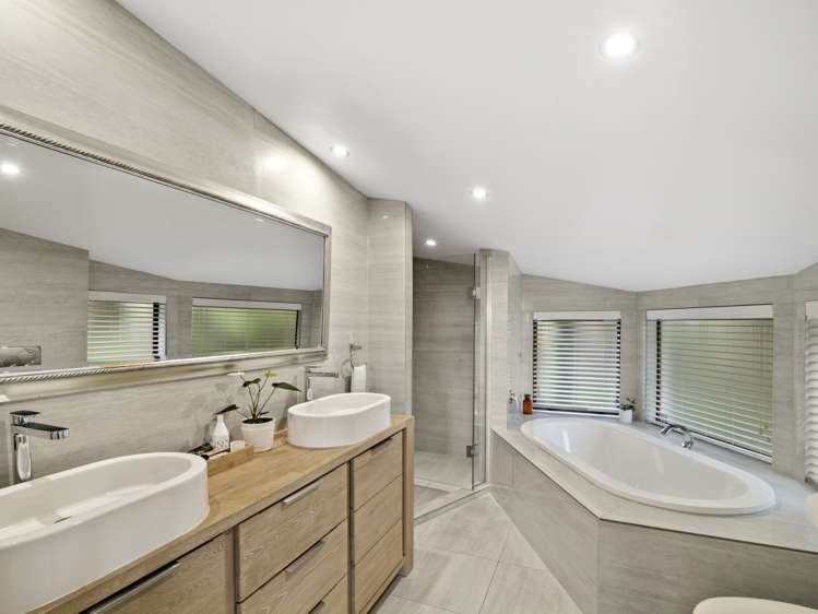 145 Upper Harbour Drive Greenhithe_12