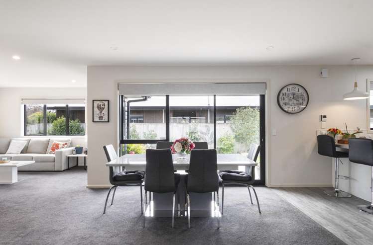 45 Pharazyn Street_4