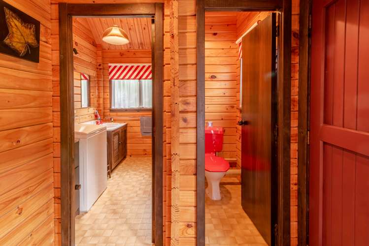 42 Watson Street Akaroa_14