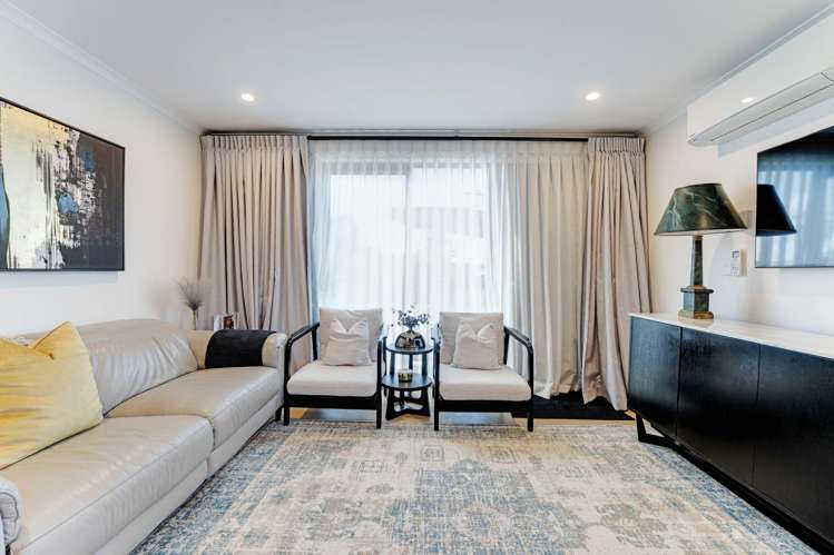 8 Patariki Way Beach Haven_7