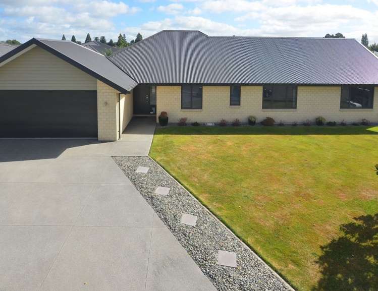 6 Goldrich Grove Netherby_20