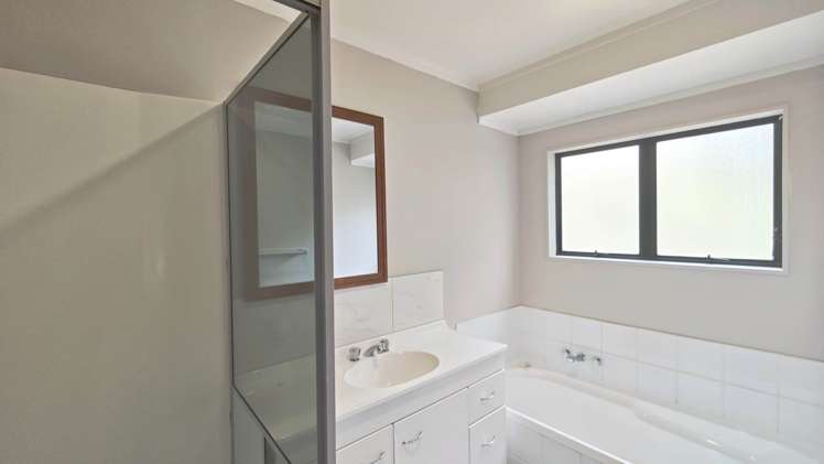 Topliss Drive Northcross_6