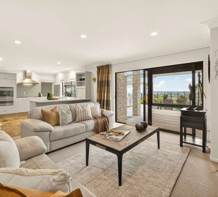 55 Lydbrook Place Otumoetai_2