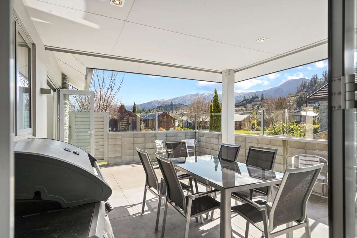 4 Rutherford Crescent_4