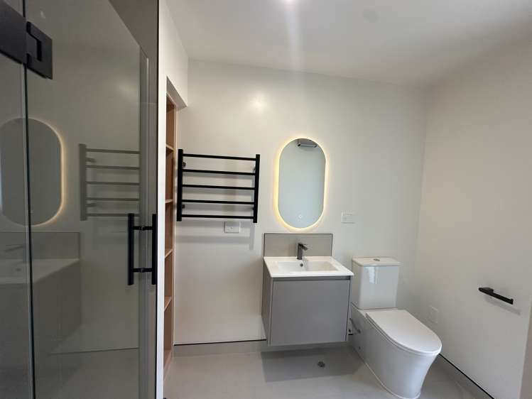 14 Stenness Avenue Somerfield_11