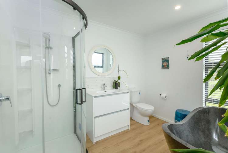 78 Thomas Road Carterton_13