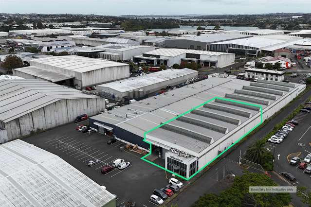 Unit 7/99 Carbine Road Mount Wellington_2