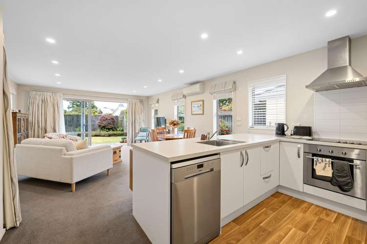 2/51 Barrington Street_5