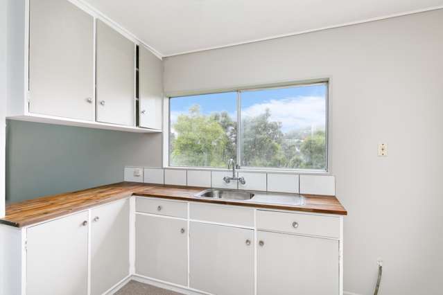 32 Thurleigh Grove Karori_3