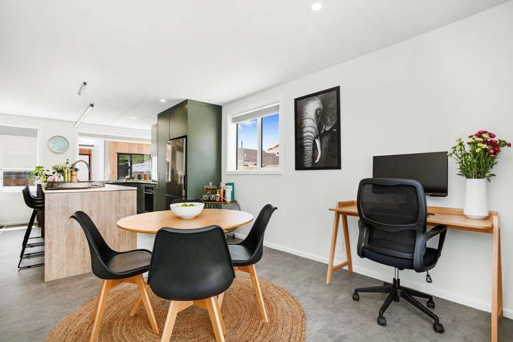 1105 High Street Taita_9