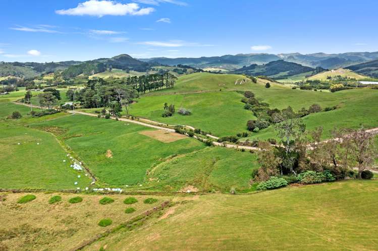 2 Camp Road Whitianga_12