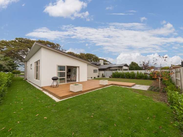 12 Grand Oaks Drive Awapuni_2