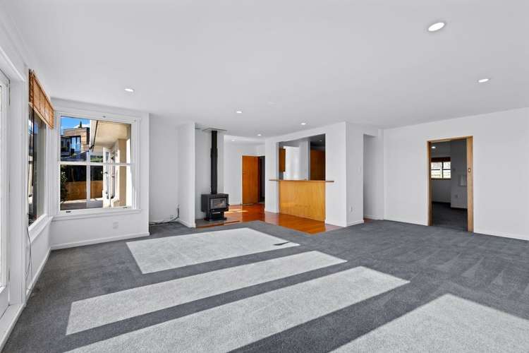 25 Te Awakura Terrace Mount Pleasant_11