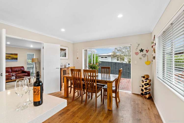 5a Bradbury Road Botany Downs_5