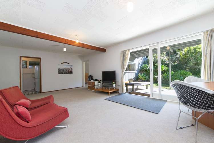 23 Valley Road Titirangi_11