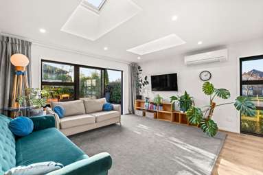 2 Colin Laloli Place_4