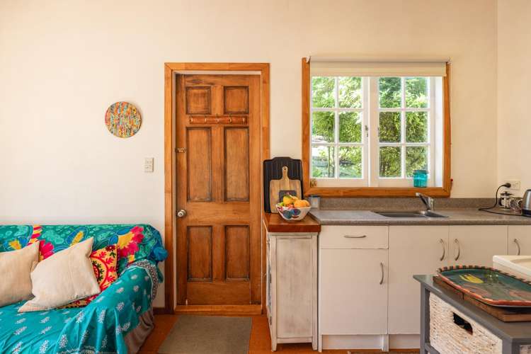 63 Erua Road Ostend_3
