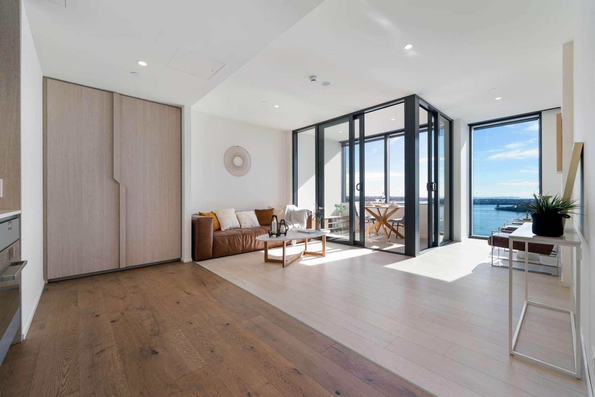 2603/10 Commerce Street City Centre_0