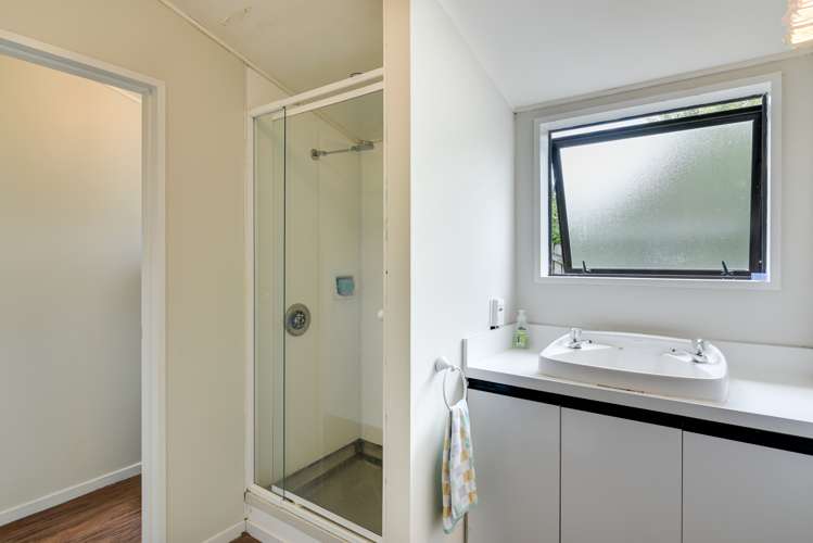 5a Wye Place Fernhill/Sunshine Bay_7