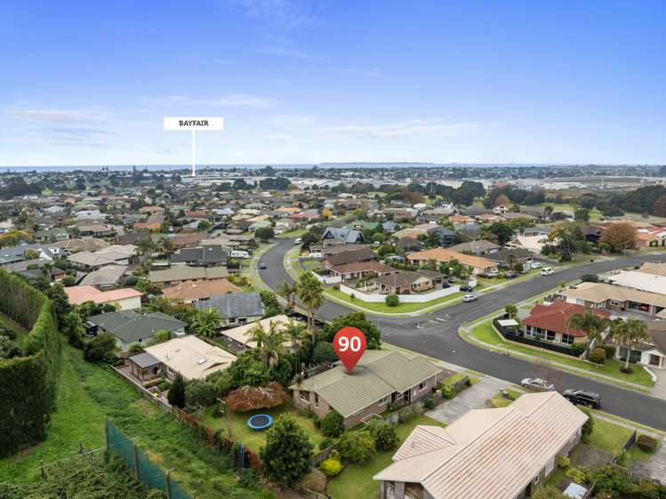 90 Russley Drive Mount Maunganui_10