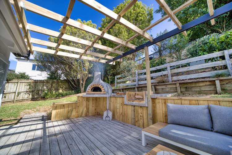 15 Weka Close Red Beach_15