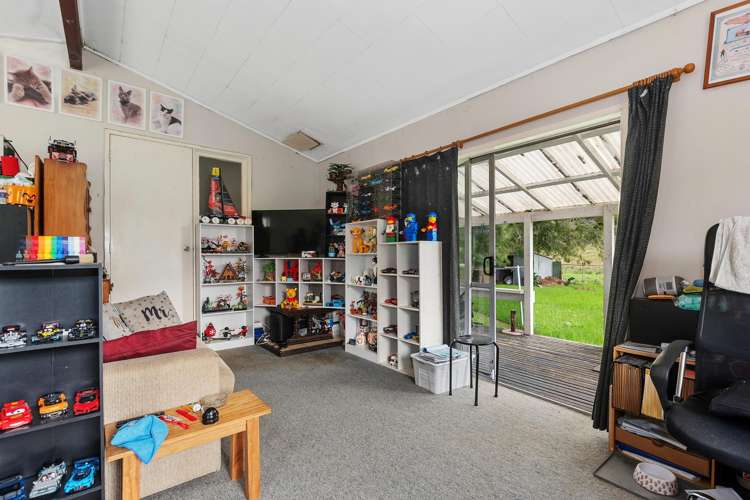 7 Belton Place Hikurangi_3